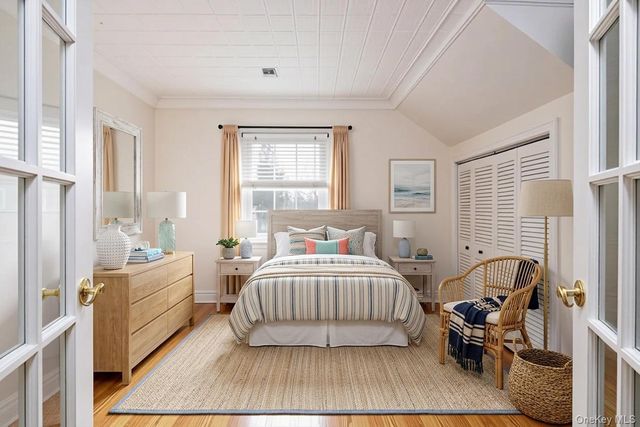 469 Minnieford Avenue, Bronx, NY 10464