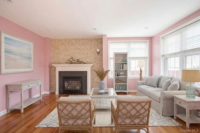 469 Minnieford Avenue, Bronx, NY 10464