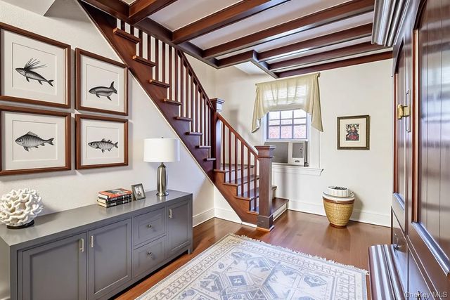 469 Minnieford Avenue, Bronx, NY 10464