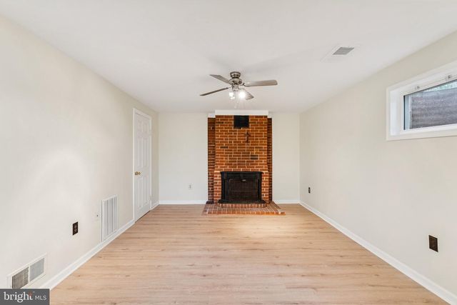 12802 VALLEYWOOD DR, Woodbridge, VA 22192
