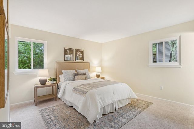 12802 VALLEYWOOD DR, Woodbridge, VA 22192
