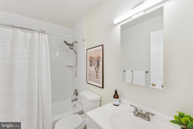 12802 VALLEYWOOD DR, Woodbridge, VA 22192