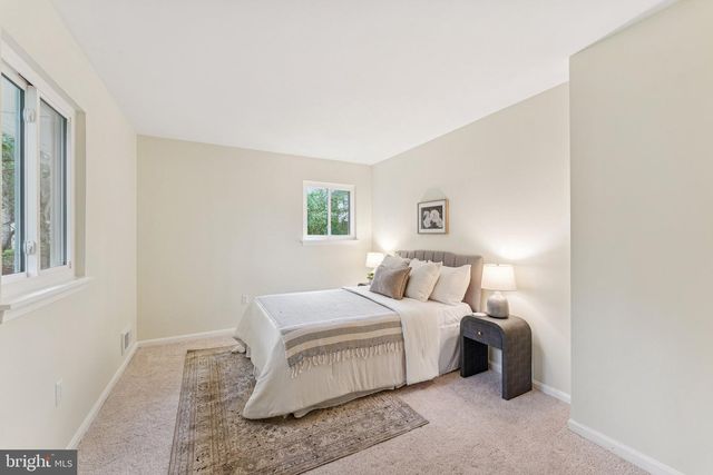 12802 VALLEYWOOD DR, Woodbridge, VA 22192