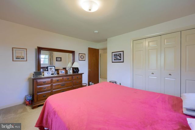 2188 KOLB DR, Lancaster, PA 17601
