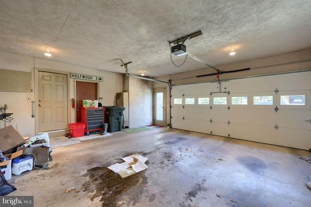 2188 KOLB DR, Lancaster, PA 17601