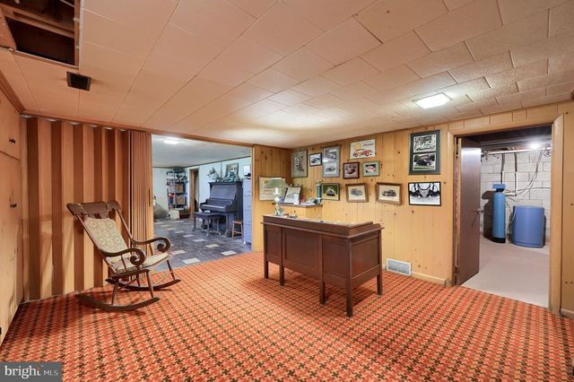 2188 KOLB DR, Lancaster, PA 17601