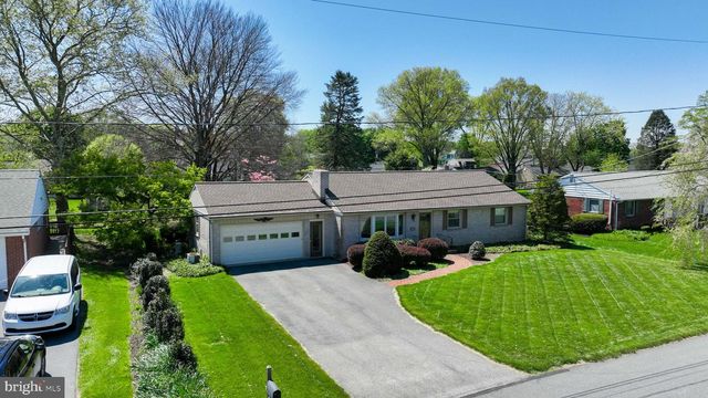 2188 KOLB DR, Lancaster, PA 17601