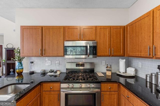 2505 Thorngate Drive, Acworth, GA 30101