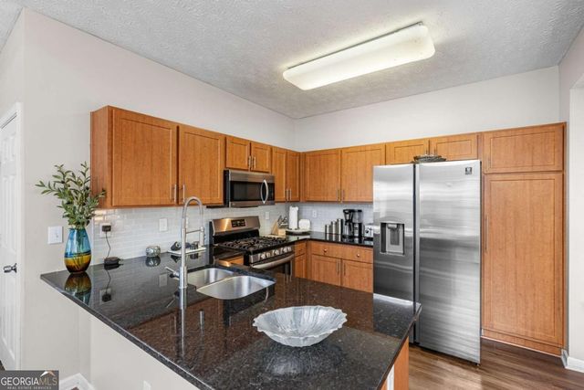 2505 Thorngate Drive, Acworth, GA 30101