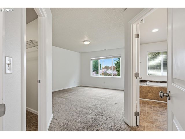 20881 Sw EDGEMONT St, Beaverton, OR 97003