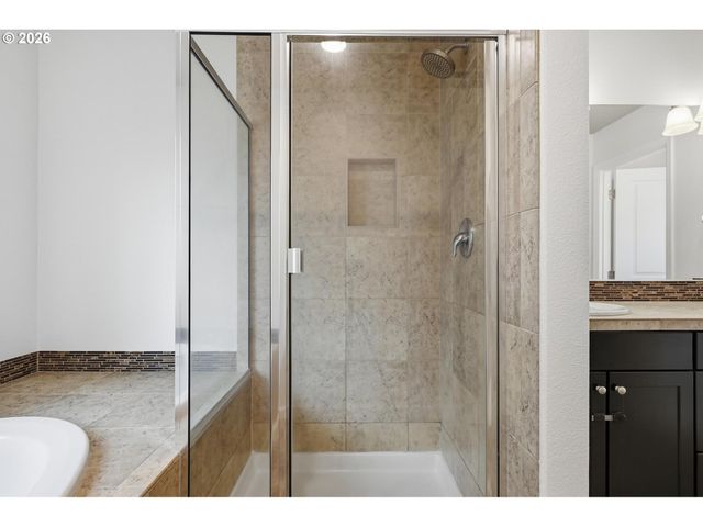 20881 Sw EDGEMONT St, Beaverton, OR 97003