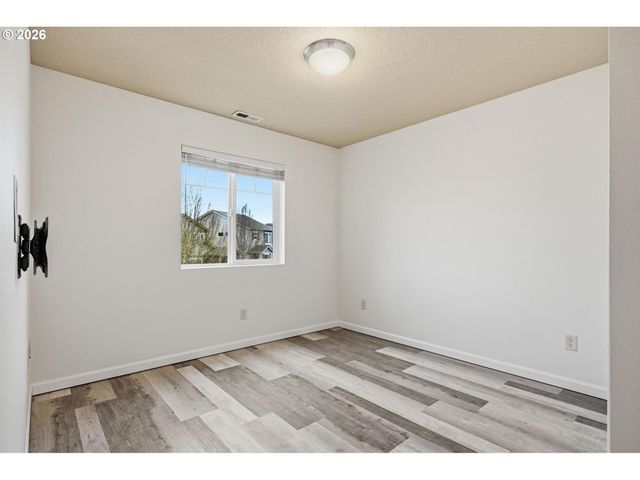 20881 Sw EDGEMONT St, Beaverton, OR 97003