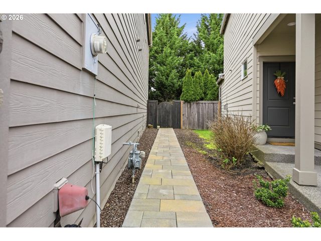 20881 Sw EDGEMONT St, Beaverton, OR 97003