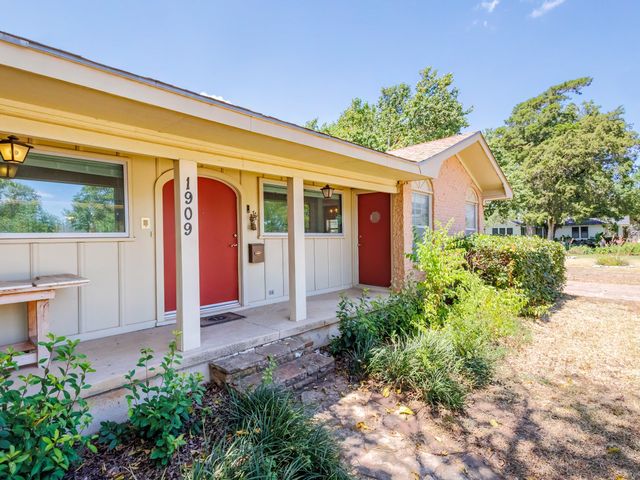 1909 8th Street, Brownwood, TX 76801