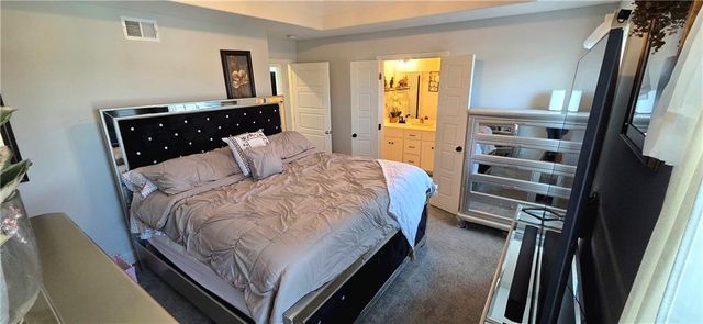 1000 NW 4th Street, Oak Grove, MO 64075