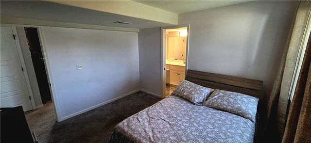 1000 NW 4th Street, Oak Grove, MO 64075
