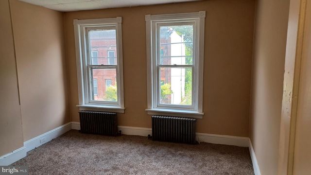 35 MECHANICS AVE, Trenton, NJ 08638