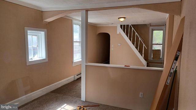 35 MECHANICS AVE, Trenton, NJ 08638
