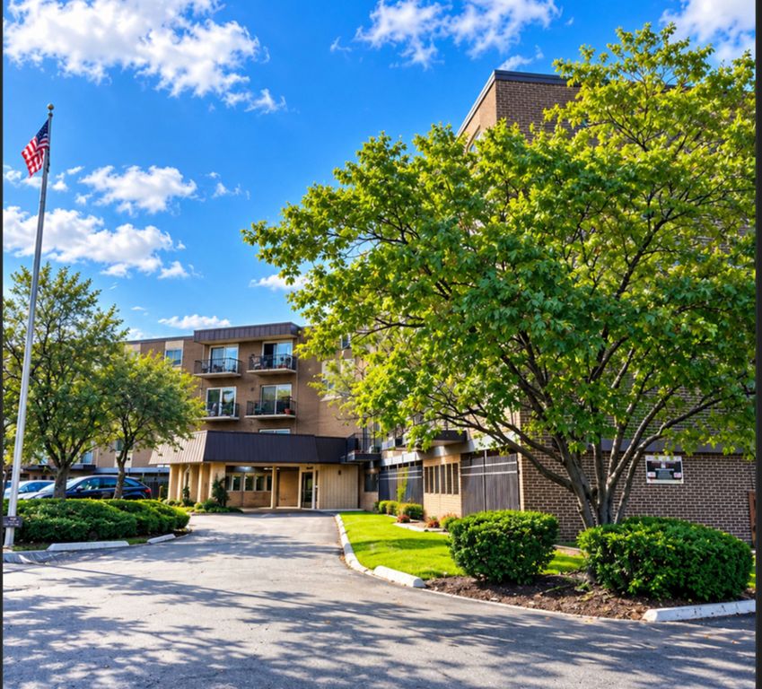 9820 S PULASKI Road 210, Oak Lawn, IL 60453 — exterior