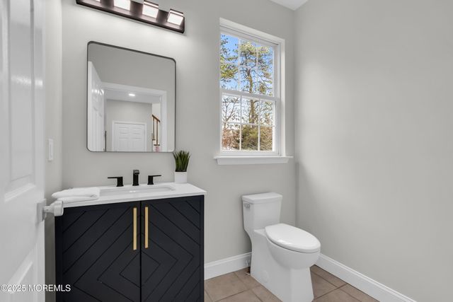 39 Cypress Lane, West Creek, NJ 08092