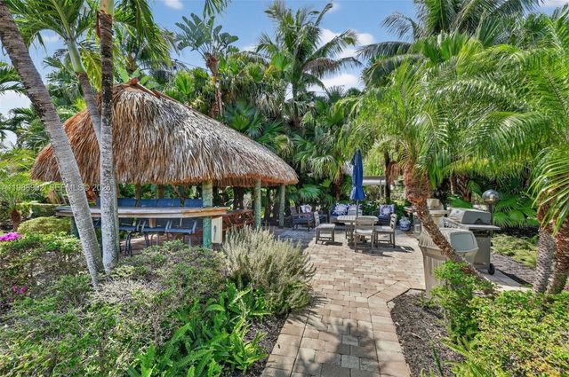 1100 SE 5th Ct 24, Pompano Beach, FL 33060