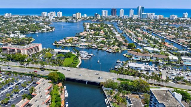 1100 SE 5th Ct 24, Pompano Beach, FL 33060
