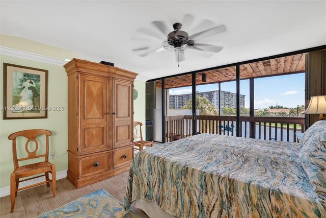 1100 SE 5th Ct 24, Pompano Beach, FL 33060