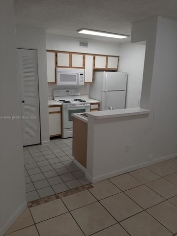 2850 N Oakland Forest Dr 110, Oakland Park, FL 33309