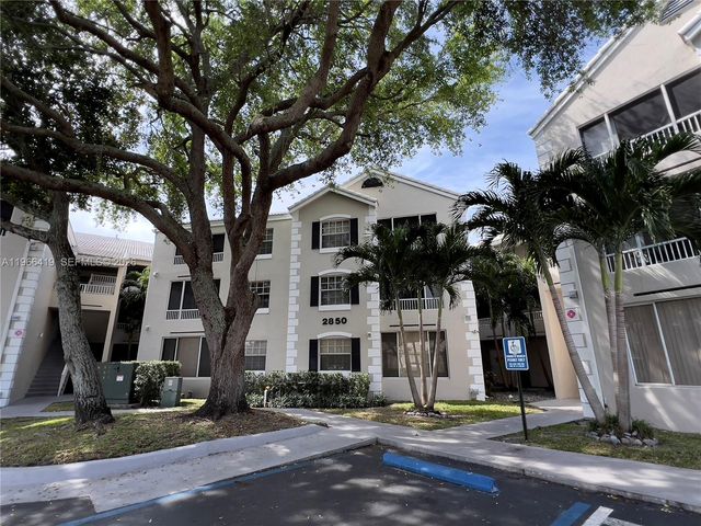 2850 N Oakland Forest Dr 110, Oakland Park, FL 33309