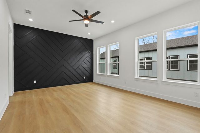 306 E Seventh Street, Dallas, TX 75203