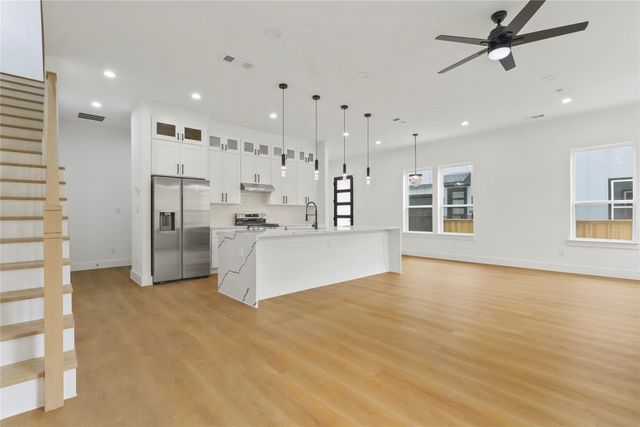 306 E Seventh Street, Dallas, TX 75203