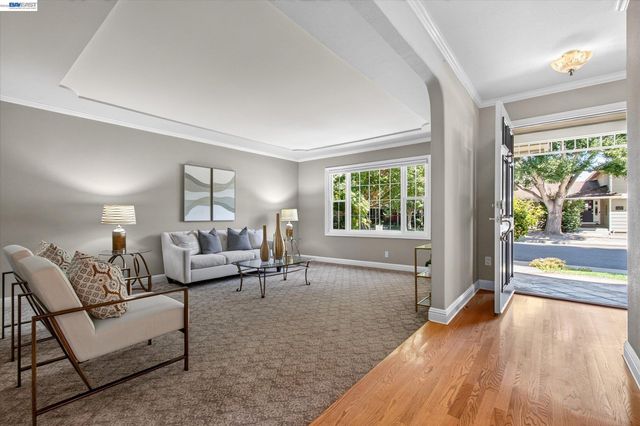 2680 Turnstone Dr, Pleasanton, CA 94566