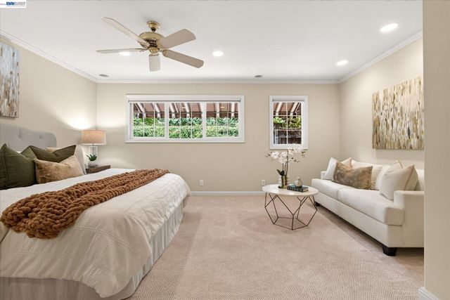 2680 Turnstone Dr, Pleasanton, CA 94566