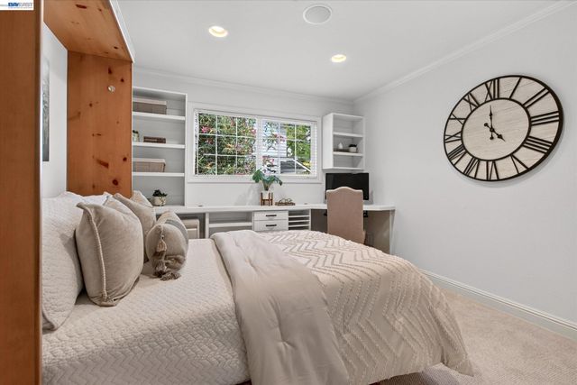 2680 Turnstone Dr, Pleasanton, CA 94566