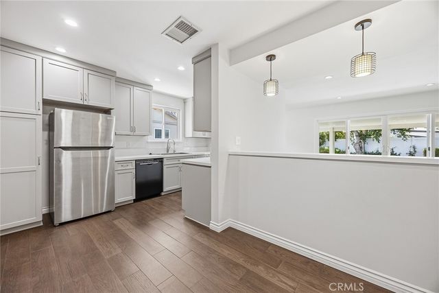225 N Orchard, Fullerton, CA 92833