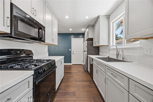 225 N Orchard, Fullerton, CA 92833