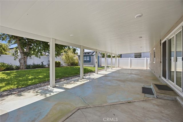 225 N Orchard, Fullerton, CA 92833