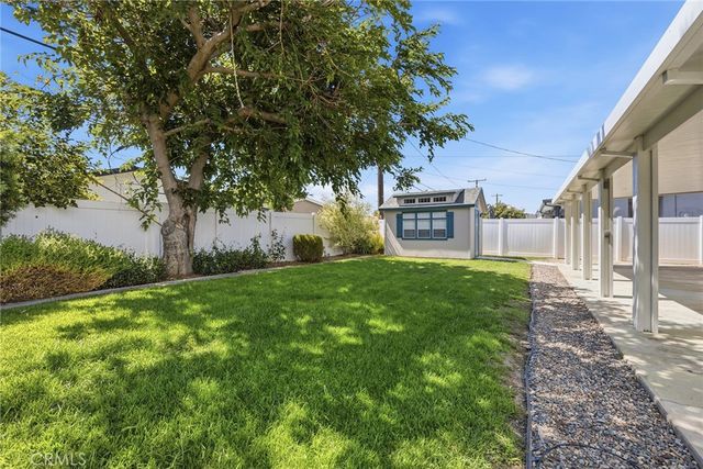 225 N Orchard, Fullerton, CA 92833