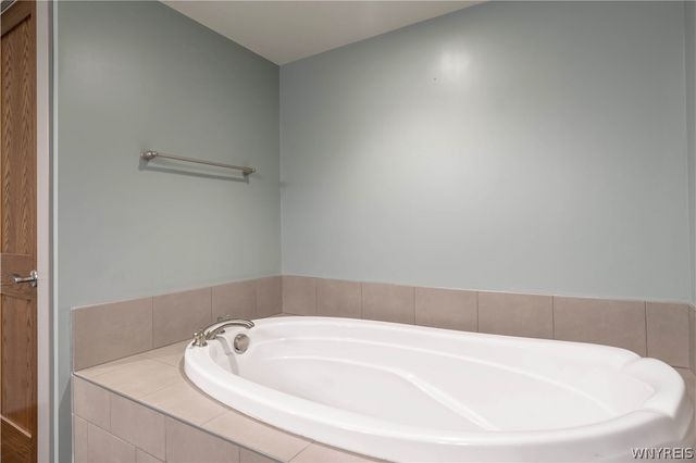 149 Swan 408, Buffalo, NY 14203