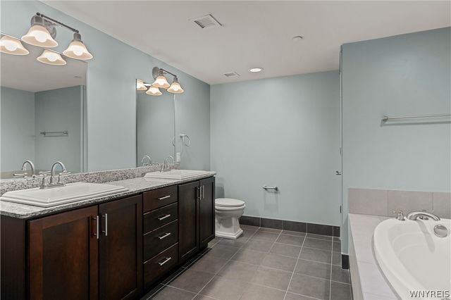 149 Swan 408, Buffalo, NY 14203