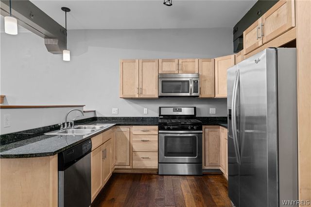 149 Swan 408, Buffalo, NY 14203