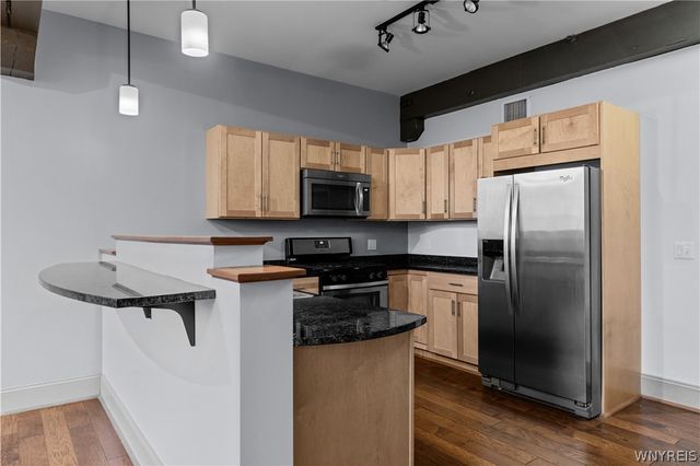 149 Swan 408, Buffalo, NY 14203