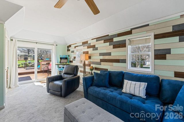 141 Bluewing Lane, Mooresville, NC 28117