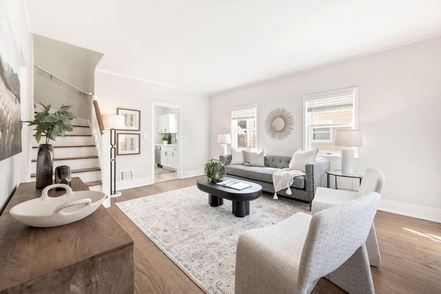 5122 Diversey BOULEVARD, Whitefish Bay, WI 53217