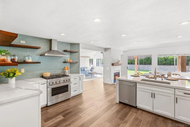 1851 Via Primero, Oceanside, CA 92056