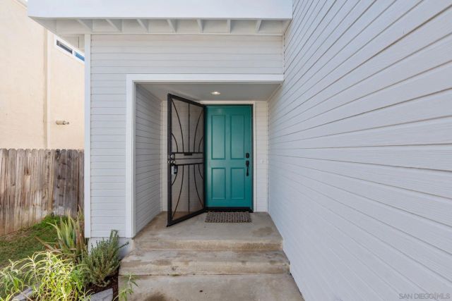 1851 Via Primero, Oceanside, CA 92056