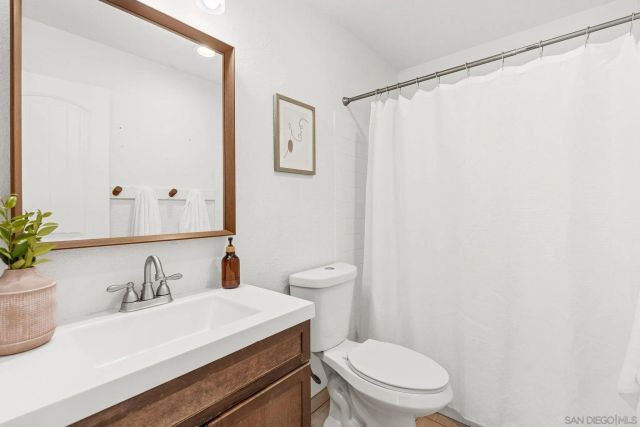 1851 Via Primero, Oceanside, CA 92056