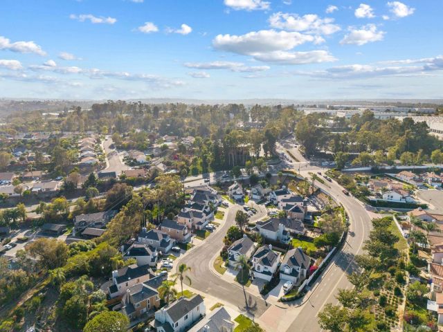 1851 Via Primero, Oceanside, CA 92056