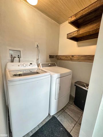 5833 Forest Avenue, Otter Lake, MI 48464