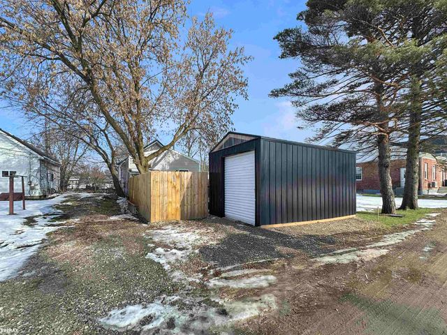 5833 Forest Avenue, Otter Lake, MI 48464